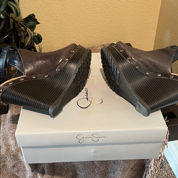 Jessica Simpson Dark Brown Leather Peep-Toe Mules - Picture 4 of 4